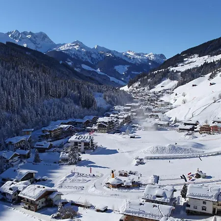 Maria Theresia Hotel