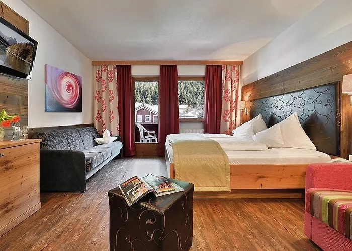 Отель Maria Theresia