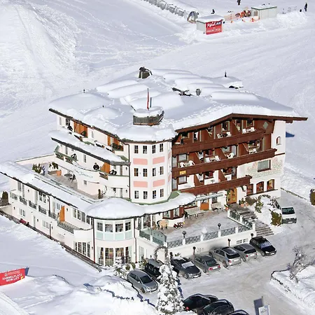 酒店 Maria Theresia 4*